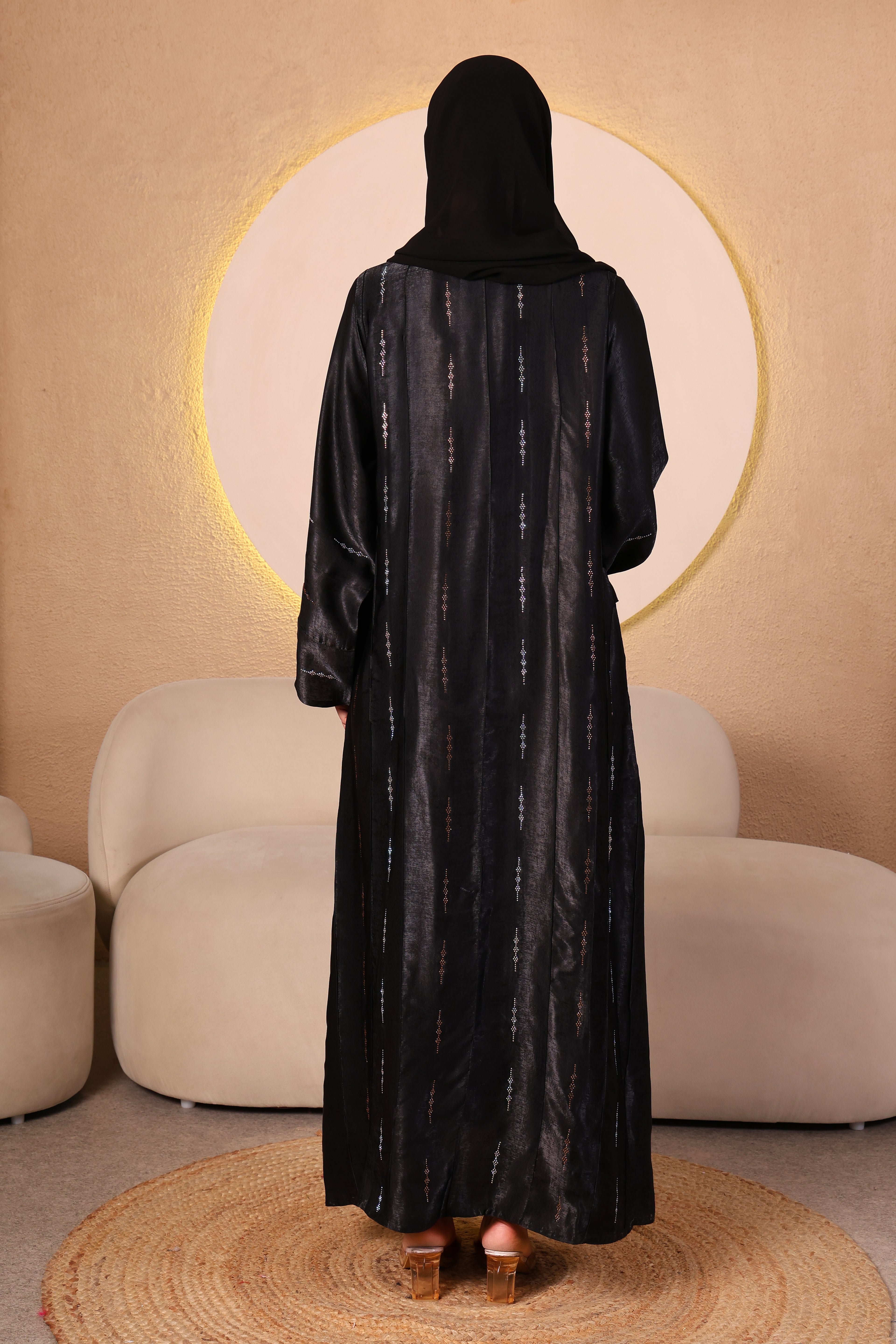 Aurezza in Black